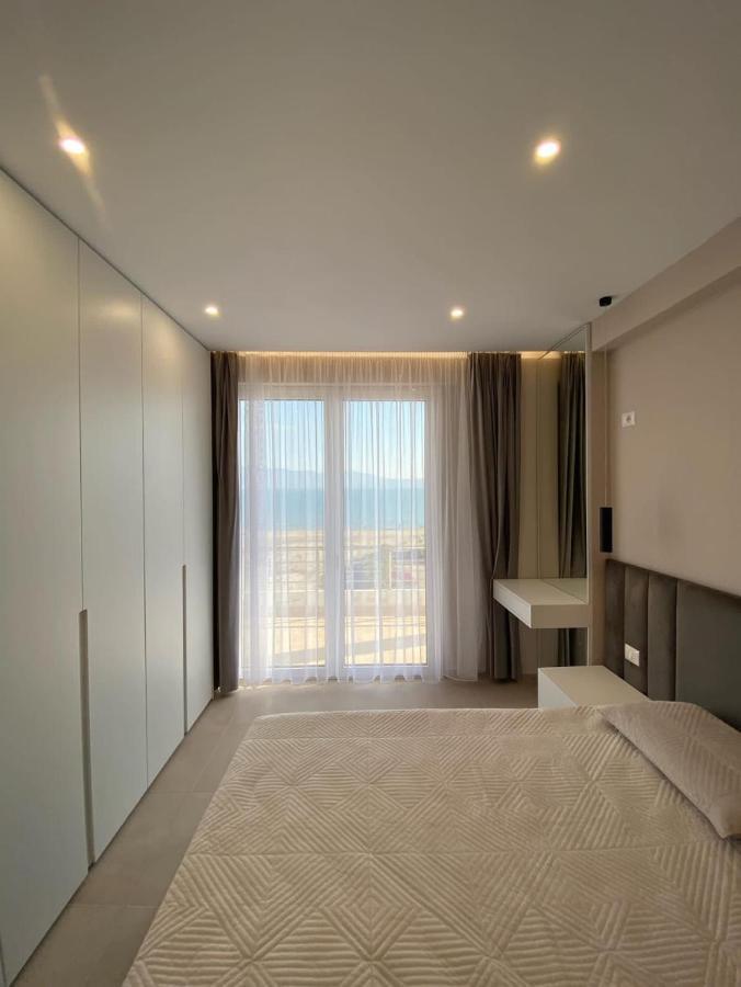 Sea View Apartment Luxury Vlore Luaran gambar
