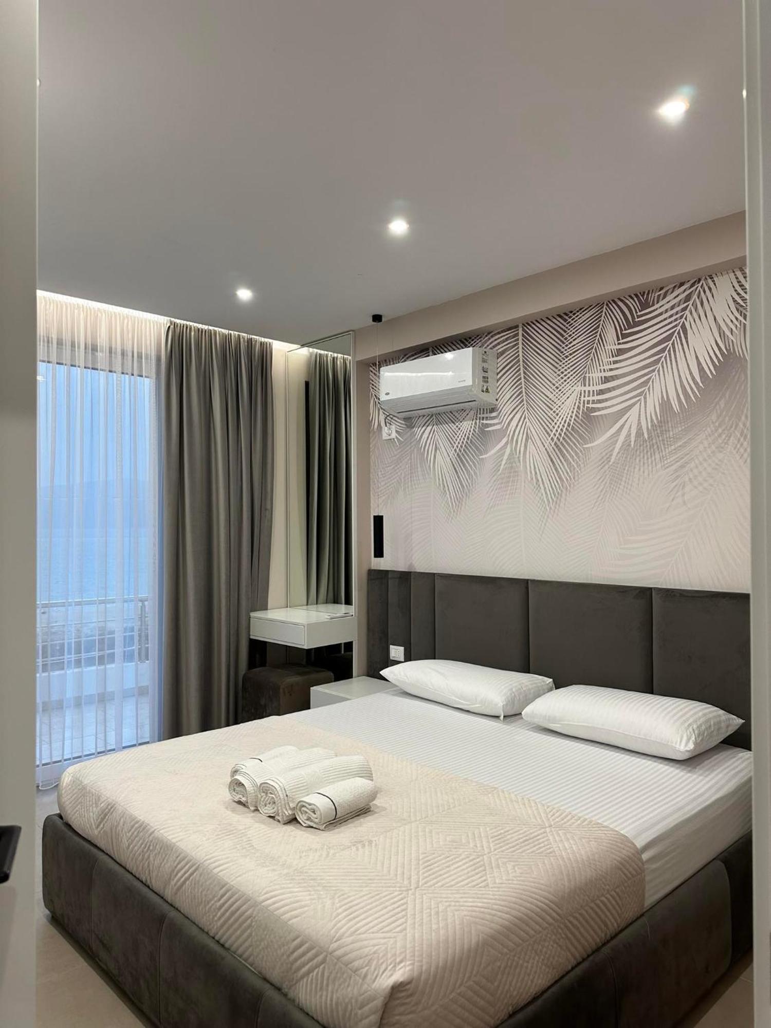 Sea View Apartment Luxury Vlore Luaran gambar