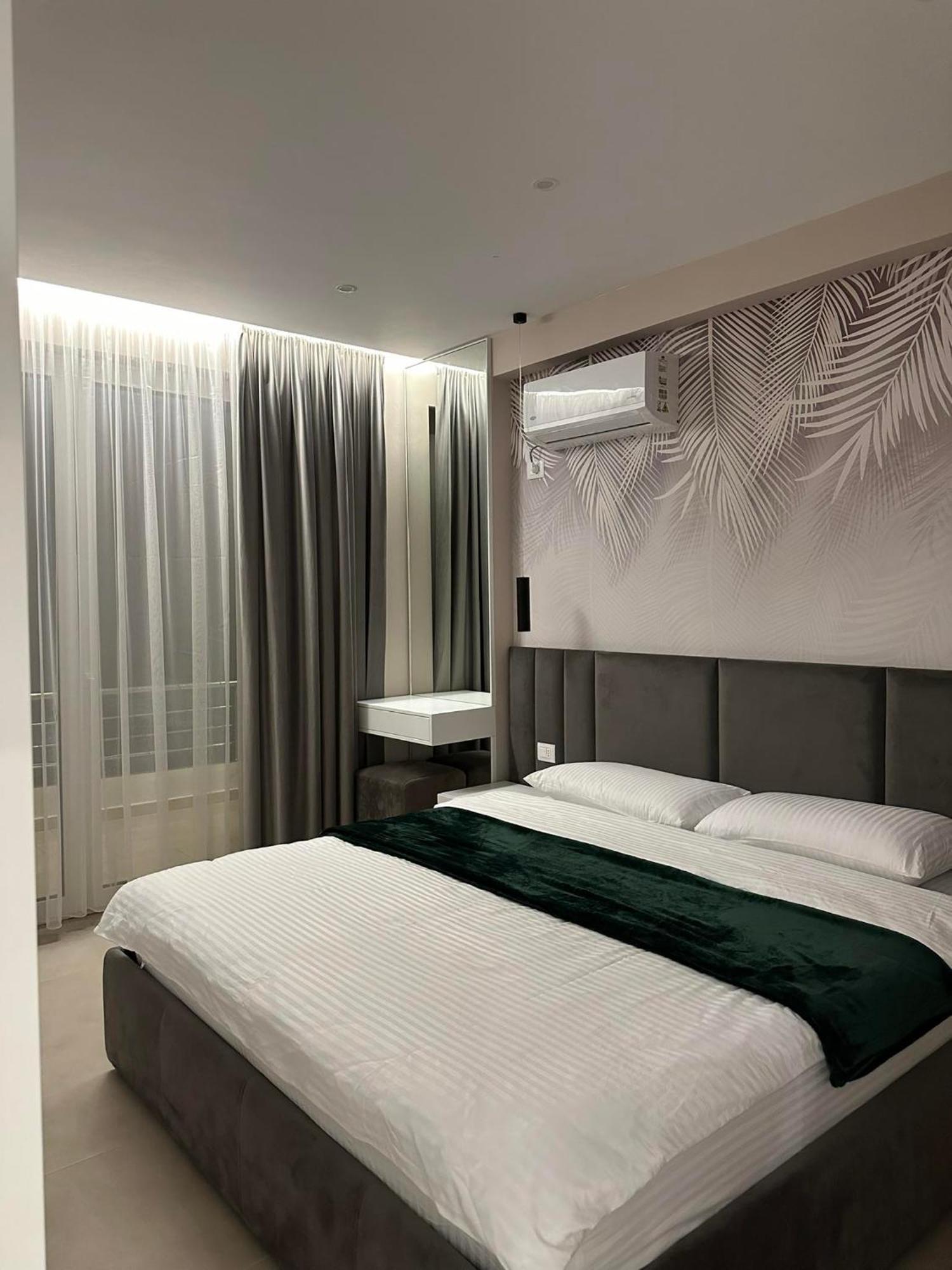 Sea View Apartment Luxury Vlore Luaran gambar