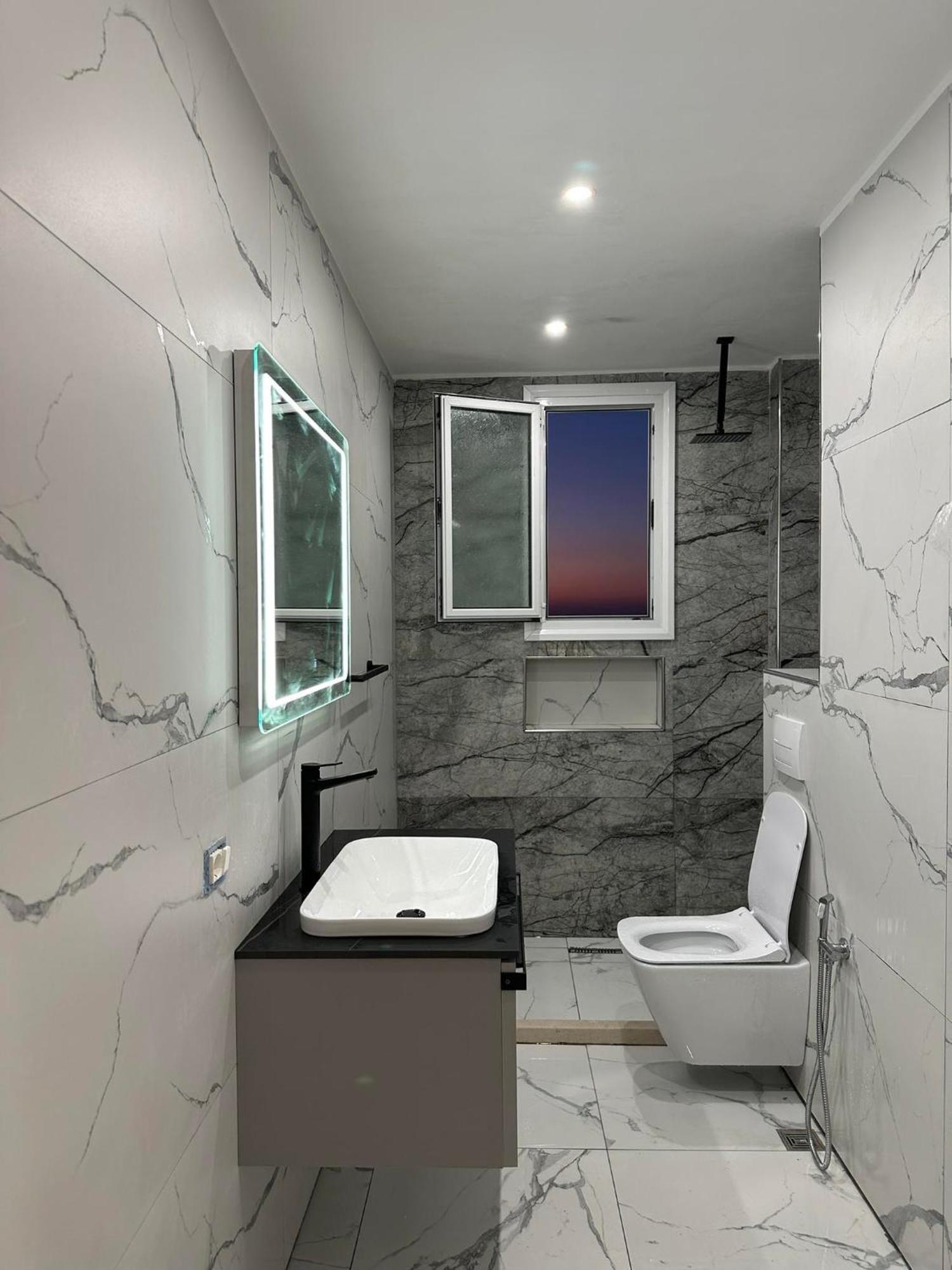 Sea View Apartment Luxury Vlore Luaran gambar