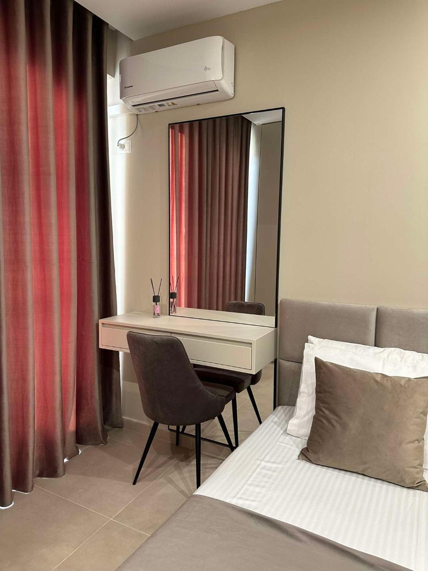 Sea View Apartment Luxury Vlore Luaran gambar